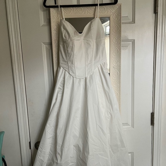 BabyBoo White Mariella Midi Dress - Size M - Picture 3 of 4